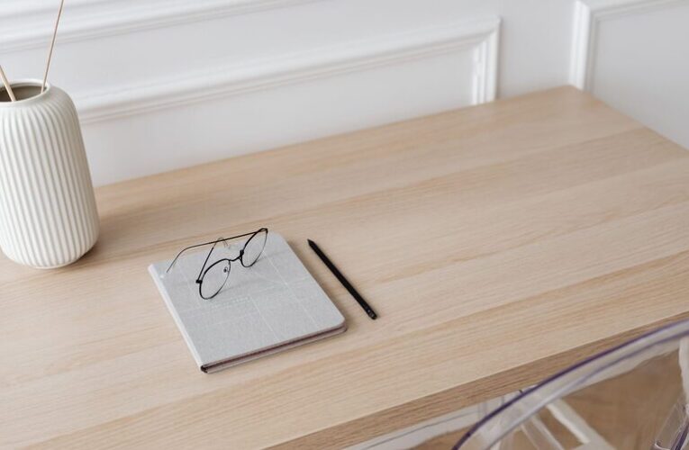 How to Create a Relaxing Home Workspace for Better Focus